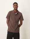 【送料無料】 エイソス メンズ ポロシャツ トップス ASOS DESIGN pique polo in brown Seal brown