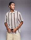 【送料無料】 エイソス メンズ ポロシャツ トップス ASOS DESIGN boxy relaxed zipped polo shirt in neutral...