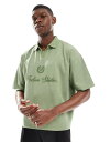【送料無料】 エイソス メンズ ポロシャツ トップス ASOS DESIGN boxy oversized polo with chest embroidery...