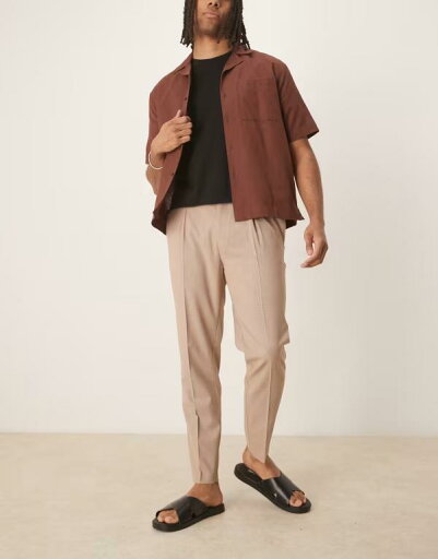 【送料無料】 エイソス メンズ カジュアルパンツ ボトムス ASOS DESIGN smart tapered pants with front pleat in stone melange STONE