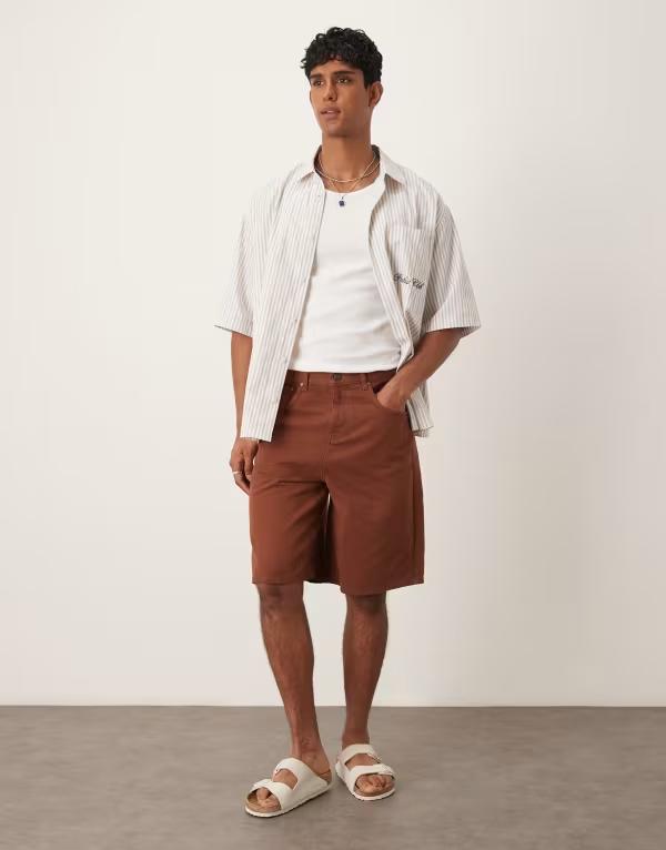 【送料無料】 エイソス メンズ ハーフパンツ・ショーツ ボトムス ASOS DESIGN long length denim jorts in brown BROWN