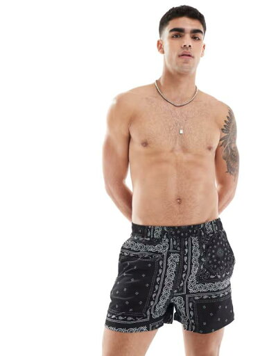【送料無料】 リバーアイランド メンズ ハーフパンツ・ショーツ 水着 River Island swim shorts in black bandana print Black 【送料無料】 リバーアイランド メンズ ハーフパンツ・ショーツ 水着 River Island swim shorts in black bandana print Black