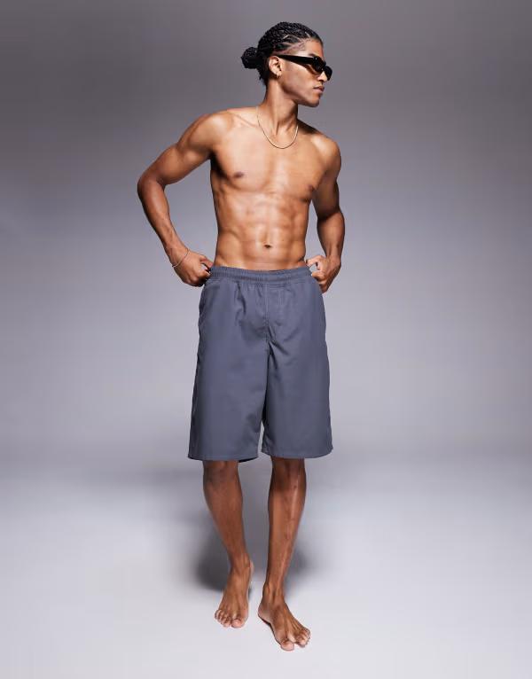 【送料無料】 エイソス メンズ ハーフパンツ・ショーツ 水着 ASOS DESIGN swim shorts in short length in charcoal Gray
