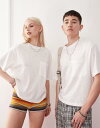 【送料無料】 リクレイム ヴィンテージ レディース Tシャツ トップス Reclaimed Vintage unisex slub jersey oversized cropped T-shirt with pocket detail in ecru Ecru