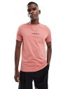 【送料無料】 フレッドペリー メンズ Tシャツ トップス Fred Perry embroidered logo t-shirt in pink Putty pink