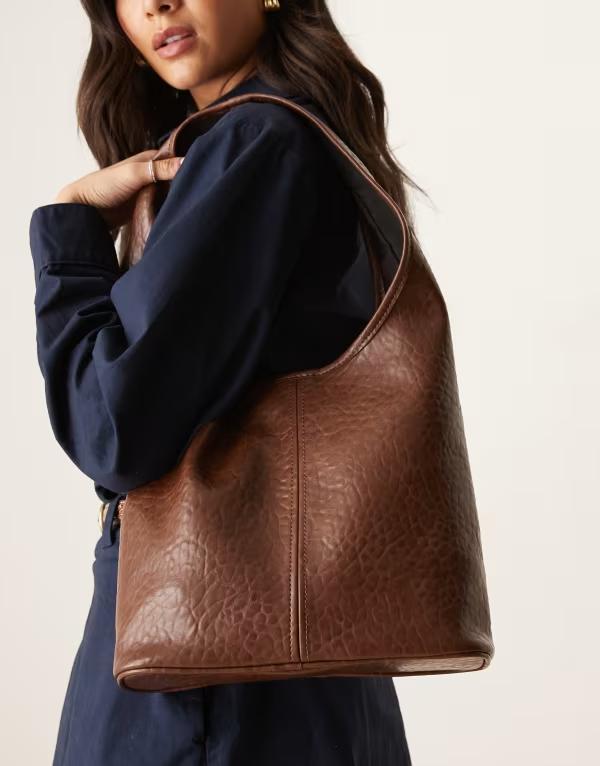 エイソス レディース バッグ トートバッグ ASOS DESIGN textured mid tote bag in chocolate Chocolate チョコレート