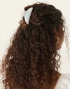 【送料無料】 エイソス レディース ヘアアクセサリー アクセサリー ASOS DESIGN hair claw with Wifey detail in cre...