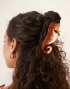 【送料無料】 アクセサライズ レディース ヘアアクセサリー アクセサリー Accessorize seahorse hair claw in orange OR...