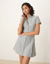 【送料無料】 グラマラス レディース ワンピース トップス Glamorous button down mini shirt dress with pleats in gray plaid Gray check
