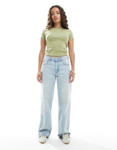 【送料無料】 ベルシュカ レディース デニムパンツ ボトムス Bershka Petite high waisted 90s wide leg jeans in super light wash blue BLUE 【送料無料】 ベルシュカ レディース デニムパンツ ボトムス Bershka Petite high waisted 90s wide leg jeans in super light wash blue BLUE