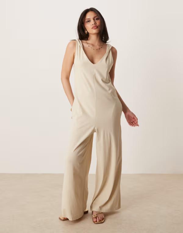 【送料無料】 エイソス レディース ジャンプスーツ トップス ASOS DESIGN twist shoulder jumpsuit in stone STONE