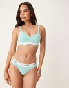 【送料無料】 カルバンクライン レディース ブリーフパンツ アンダーウェア Calvin Klein Modern Cotton thong in mint b...