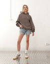 【送料無料】 ウィークデイ レディース パーカー・スウェット アウター Weekday heavyweight jersey oversized hoodie in dark mole DARK MOLE(4)