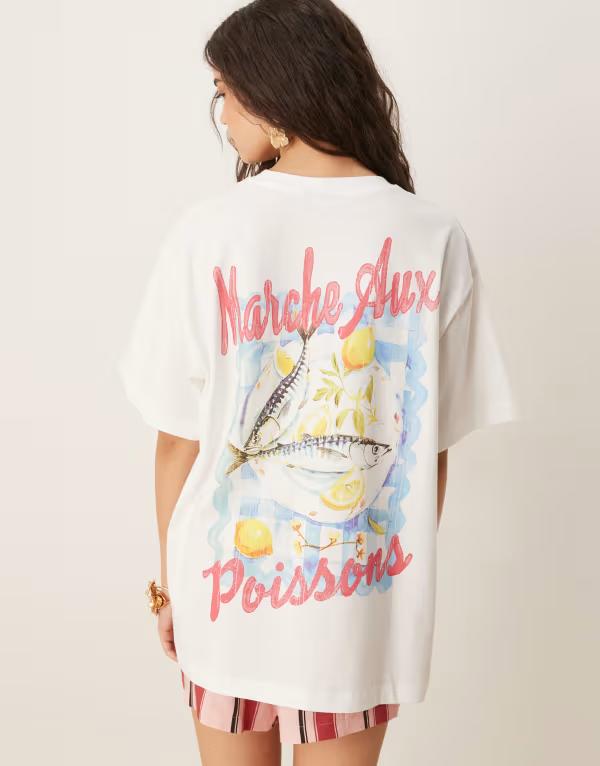 【送料無料】 エイソス レディース Tシャツ トップス ASOS DESIGN oversized t-shirt fish & lemon graphic in white WHITE