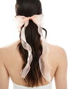【送料無料】 エイソス レディース ヘアアクセサリー アクセサリー ASOS DESIGN hair clip with organza frill bow d...