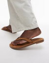 【送料無料】 トップショップ レディース サンダル シューズ Topshop Jay real suede toe thong flat sandals in tan TAN
