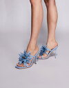 【送料無料】 シミ レディース サンダル シューズ Simmi London Vaughan heeled mule sandals with flower detail in blue Blue pu