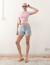 【送料無料】 ノイジーメイ レディース ハーフパンツ・ショーツ ボトムス Noisy May Debby denim shorts in light wash blue Light Blue Denim