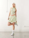 【送料無料】 コルージョン レディース スカート ボトムス COLLUSION bubble hem mini skirt in green plaid - part of a set GREEN