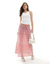 【送料無料】 ウェンズデーガール レディース スカート ボトムス Wednesday's Girl gingham tiered midaxi skirt in red RED