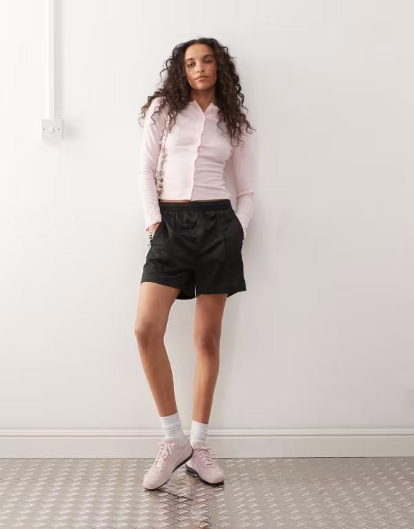 【送料無料】 コルージョン レディース カーディガン アウター COLLUSION long sleeve pointelle cardigan in soft pink Soft pink