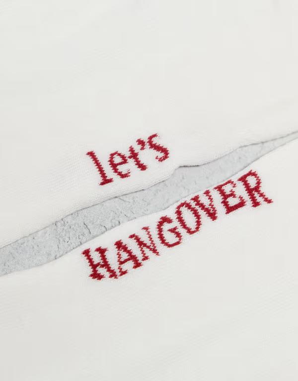 【送料無料】 エイソス レディース 靴下 アンダーウェア ASOS DESIGN 3-pack socks with drink embroidery in ecru ECRU