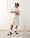 【送料無料】 ベイシング エイプ メンズ ハーフパンツ・ショーツ ボトムス Aape by A Bathing Ape reversible logo sweatshirt fabric shorts in off white CREAM