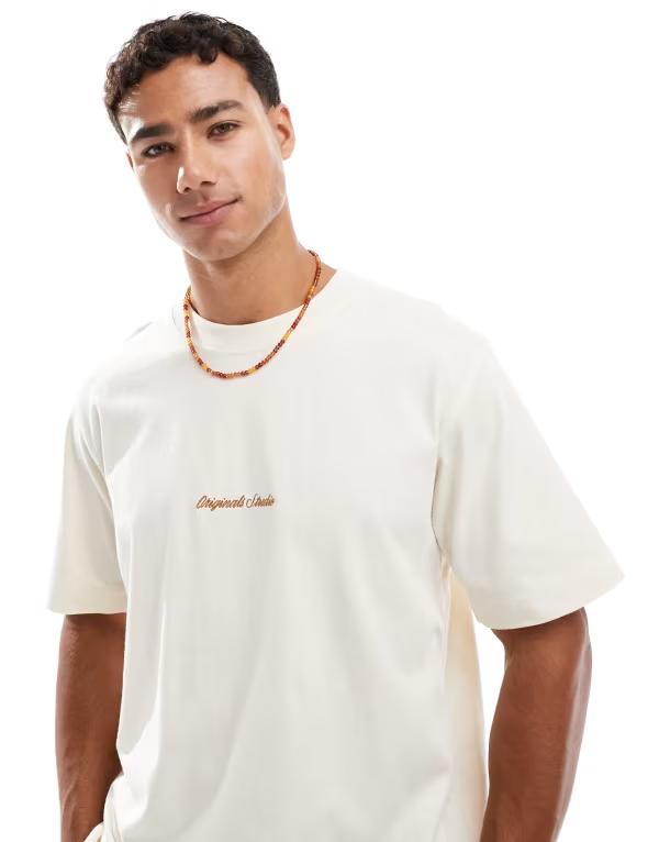 ジャック アンド ジョーンズ メンズ トップス Tシャツ Jack & Jones oversize T-shirt with originals embroidery in cream Antique White ホワイト