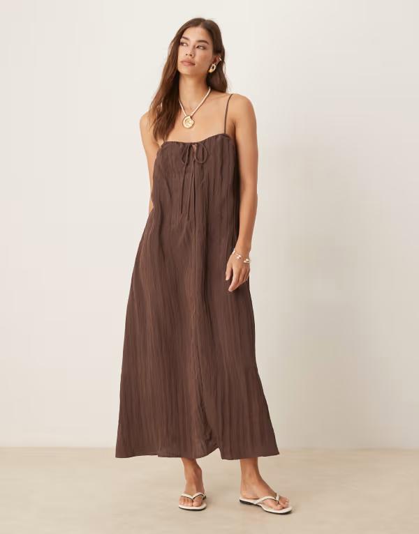 マンゴ レディース トップス ワンピース マキシワンピース マキシ Mango crinkle cami maxi dress in chocolate BROWN ブラウン