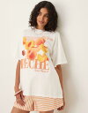 【送料無料】 エイソス レディース Tシャツ トップス ASOS DESIGN oversized T-shirt with peach graphic in white WHITE