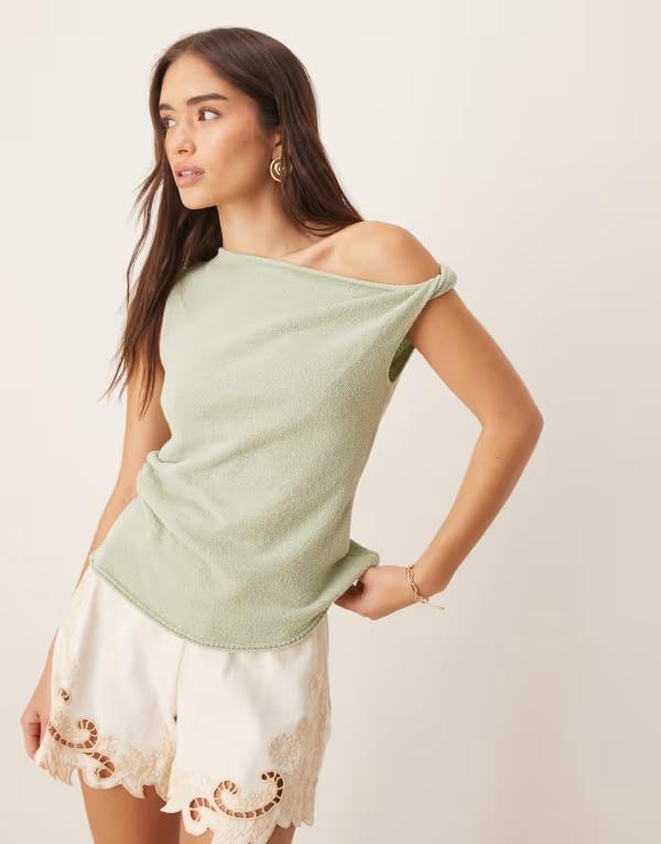 エイソス レディース トップス タンクトップ アシンメトリー ドレープ ニット ASOS DESIGN slubby knit..