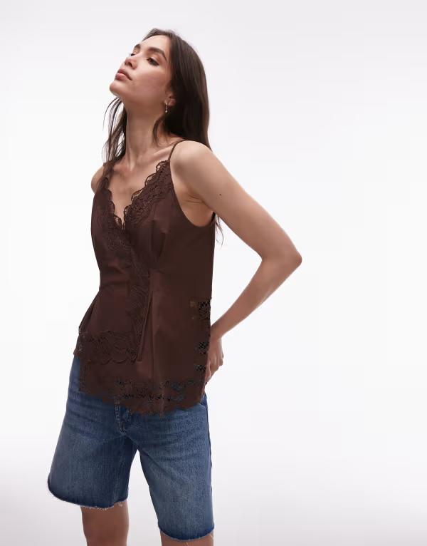 トップショップ レディース トップス シャツ アシンメトリー レース Topshop lace asymmetric hem cami top in chocolate Chocolate チョコレート