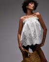 【送料無料】 トップショップ レディース タンクトップ トップス Topshop cutwork bandeau in ivory - part of a se...