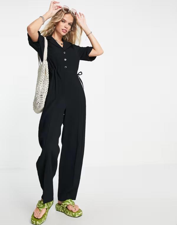 【送料無料】 トップショップ レディース ジャケット・ブルゾン アウター Topshop textured button through drawstring jumpsuit in black Black