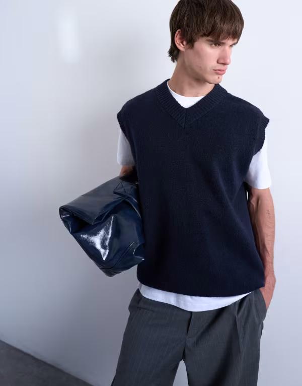 トップマン メンズ アウター ニット・セーター オーバーサイズフィット Vネック ベスト Topman oversized fit deep v neck vest NAVY ネイビー