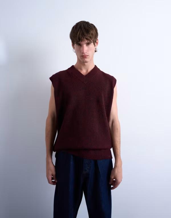 トップマン メンズ アウター ニット・セーター オーバーサイズフィット Vネック ベスト Topman oversized fit deep v neck vest Burgundy バーガンディ