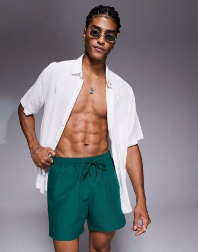 【送料無料】 ザ クチュール クラブ メンズ ハーフパンツ・ショーツ 水着 The Couture Club reactive emblem swim shorts in green GREEN
