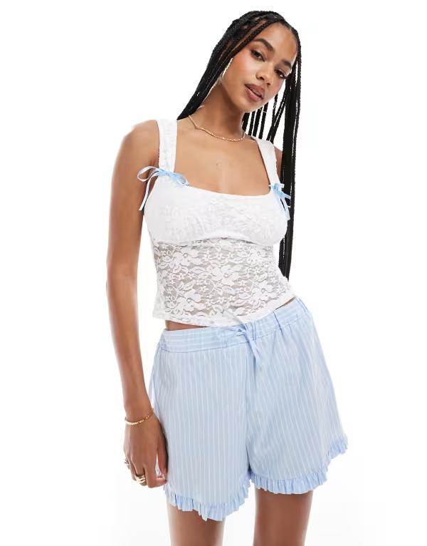 ReVida ŷԾŹ㤨֥ߥեեå ǥ ȥåץ  ե 졼 ե Miss Selfridge lace bow detail floral corset top white ۥ磻ȡפβǤʤ10,480ߤˤʤޤ