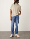 【送料無料】 マンゴ メンズ デニムパンツ ボトムス Mango Lori cotton straight jeans in mid blue BLUE