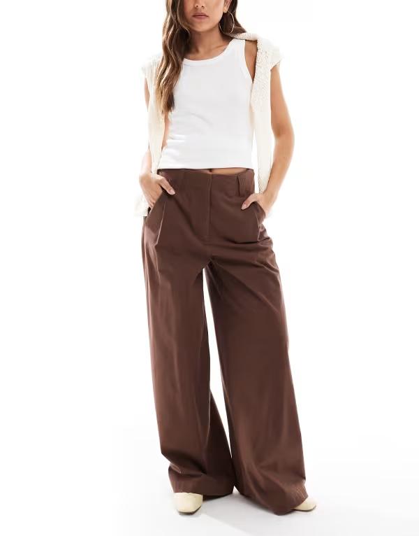 エイソス レディース ボトムス カジュアルパンツ ワイドレッグ パンツ ASOS DESIGN wide leg flannel pants in chocolate Chocolate チョコレート