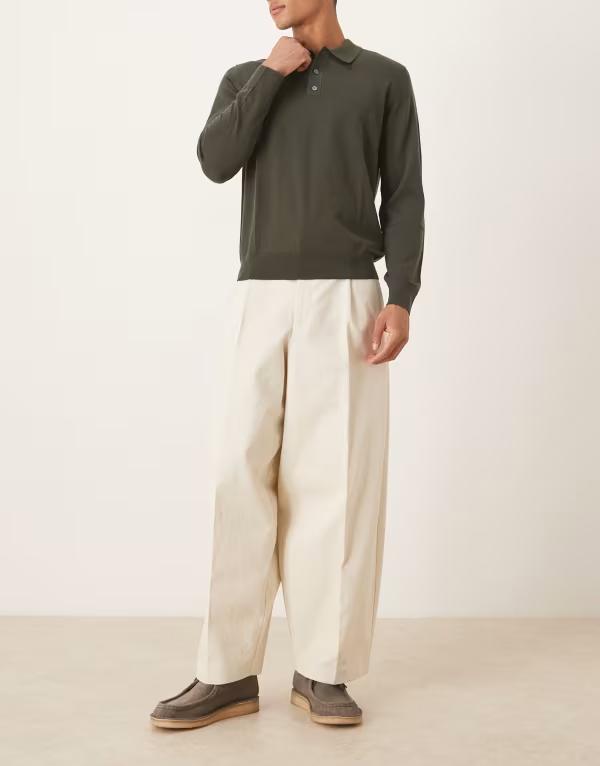 【送料無料】 エイソス メンズ カジュアルパンツ ボトムス ASOS DESIGN 100% cotton extreme tapered dress pants with front pleats in cream ECRU