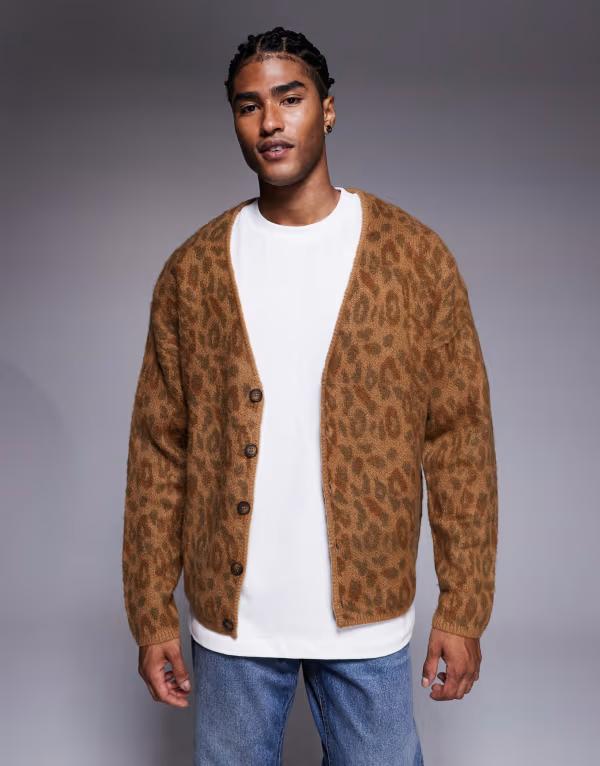 リバーアイランド メンズ アウター カーディガン ニット River Island knit leopard cardigan in light BROWN ブラウンのサムネイル