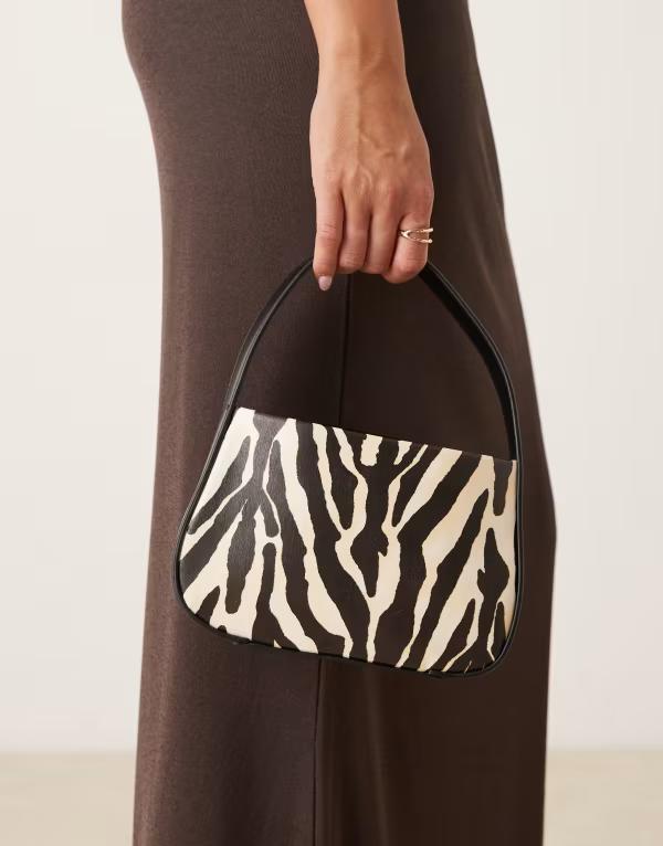 エイソス レディース バッグ クラッチバッグ プリント ミニ ASOS DESIGN mini clutch bag in zebra pri..