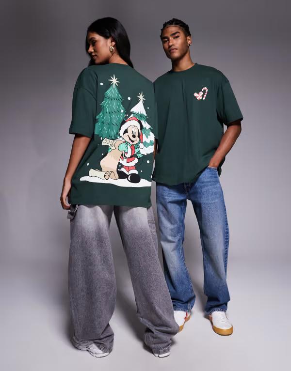 【送料無料】 エイソス レディース Tシャツ トップス ASOS DESIGN Disney Christmas Unisex oversized t-shirt with Mickey prints in dark green Deep forestのサムネイル