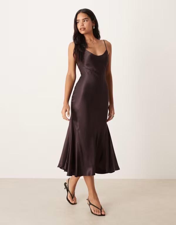 エイソス レディース トップス ワンピース Vネック ミディワンピース ミディ サテン ASOS DESIGN v neck cami satin slip midi dress in chocolate Chocolate チョコレート