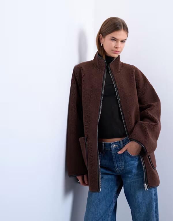 トップショップ レディース アウター ジャケット・ブルゾン ハイネック ジャケット Topshop longline high neck throw on faux shearling jacket in chocolate Teddy チョコレート