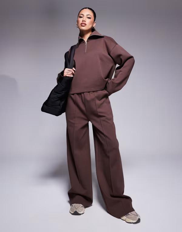 エイソス レディース ボトムス カジュアルパンツ ワイドレッグ パンツ スウェットパンツ ASOS DESIGN interlock wide leg sweatpants in chocolate - part of a set BROWN ブラウン