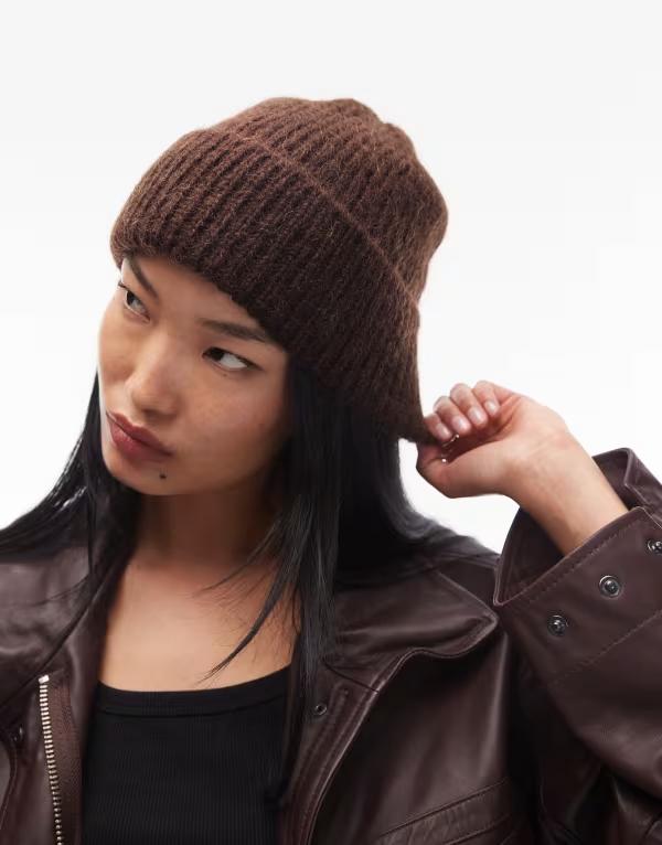 アンドアザーストーリーズ レディース アクセサリー 帽子 ウール & Other Stories premium wool and mohair beanie in chocolate Dark brown ブラウン