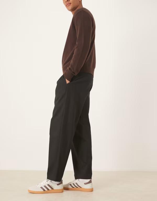 エイソス メンズ ボトムス カジュアルパンツ コットン ASOS DESIGN 100% cotton oversized taperedress pants Black ブラック