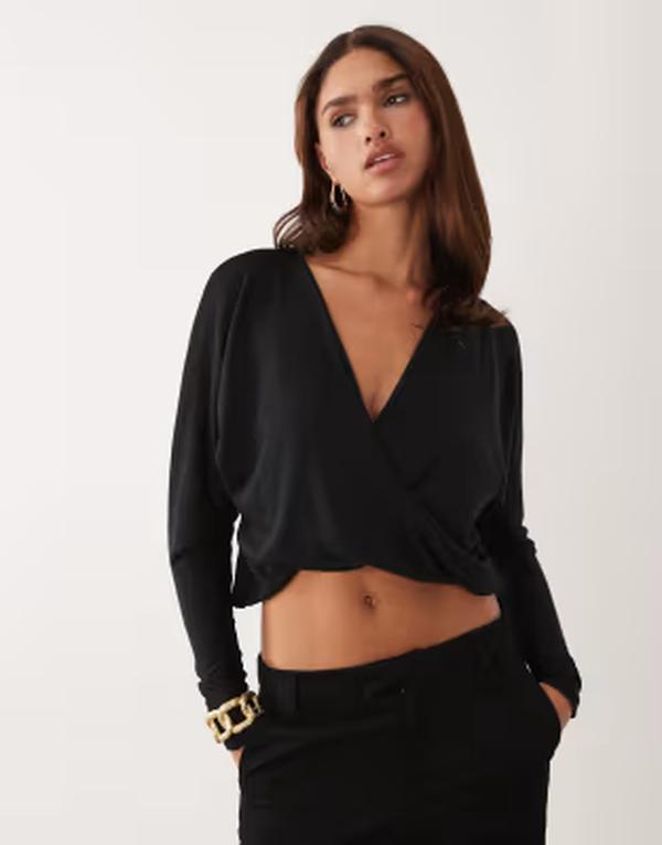 エイソス レディース トップス Tシャツ ASOS DESIGN modal slouchy twist frontop Black ブラック